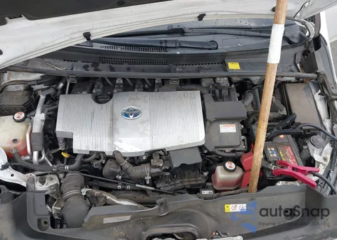 2018 Toyota Prius Prime Advanced из США, поврежденный, VIN JTDKARFP8J3079853